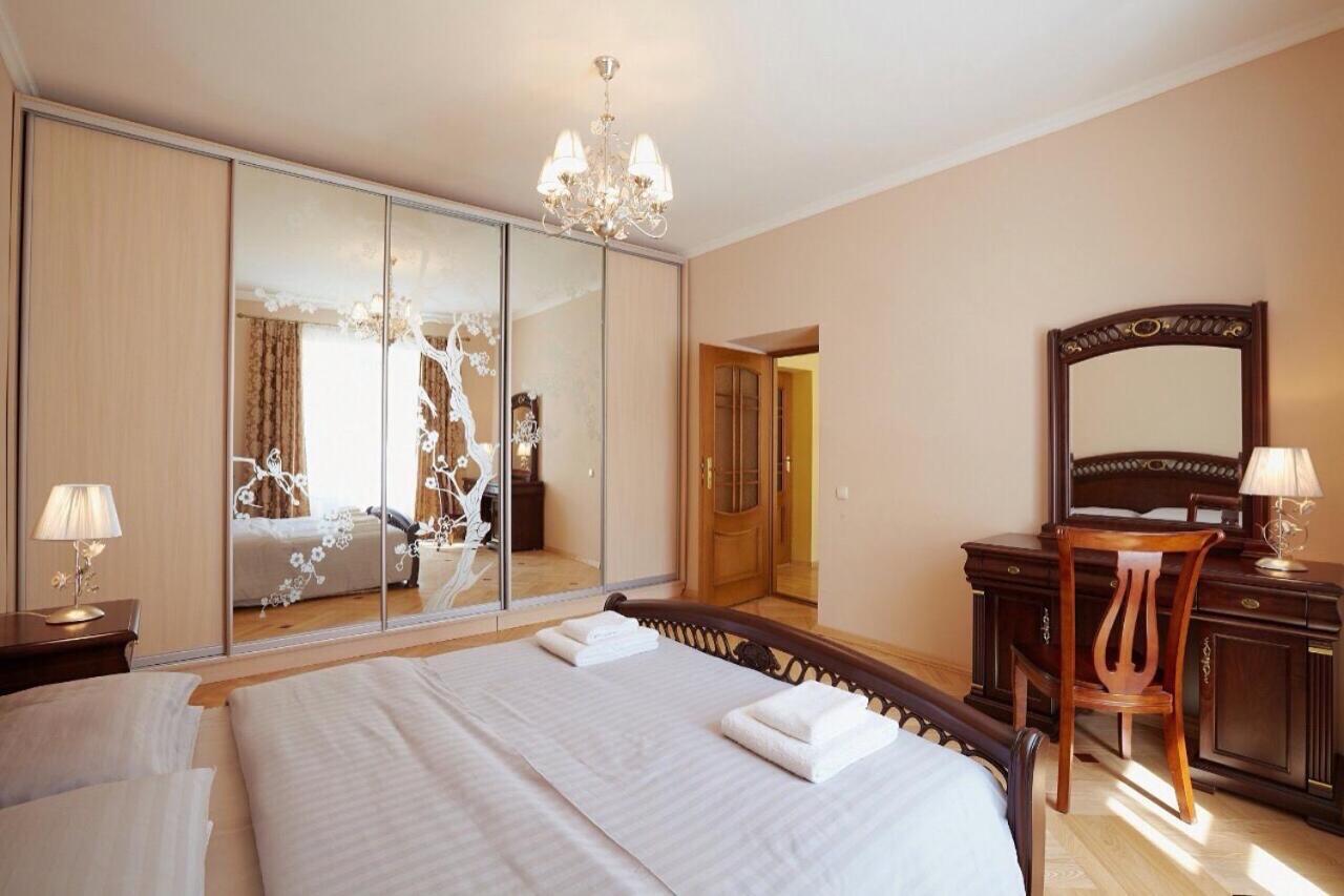 Myaparts B7 Lviv Exterior photo